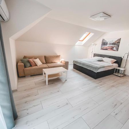 Villa Tara Buek Екстериор снимка