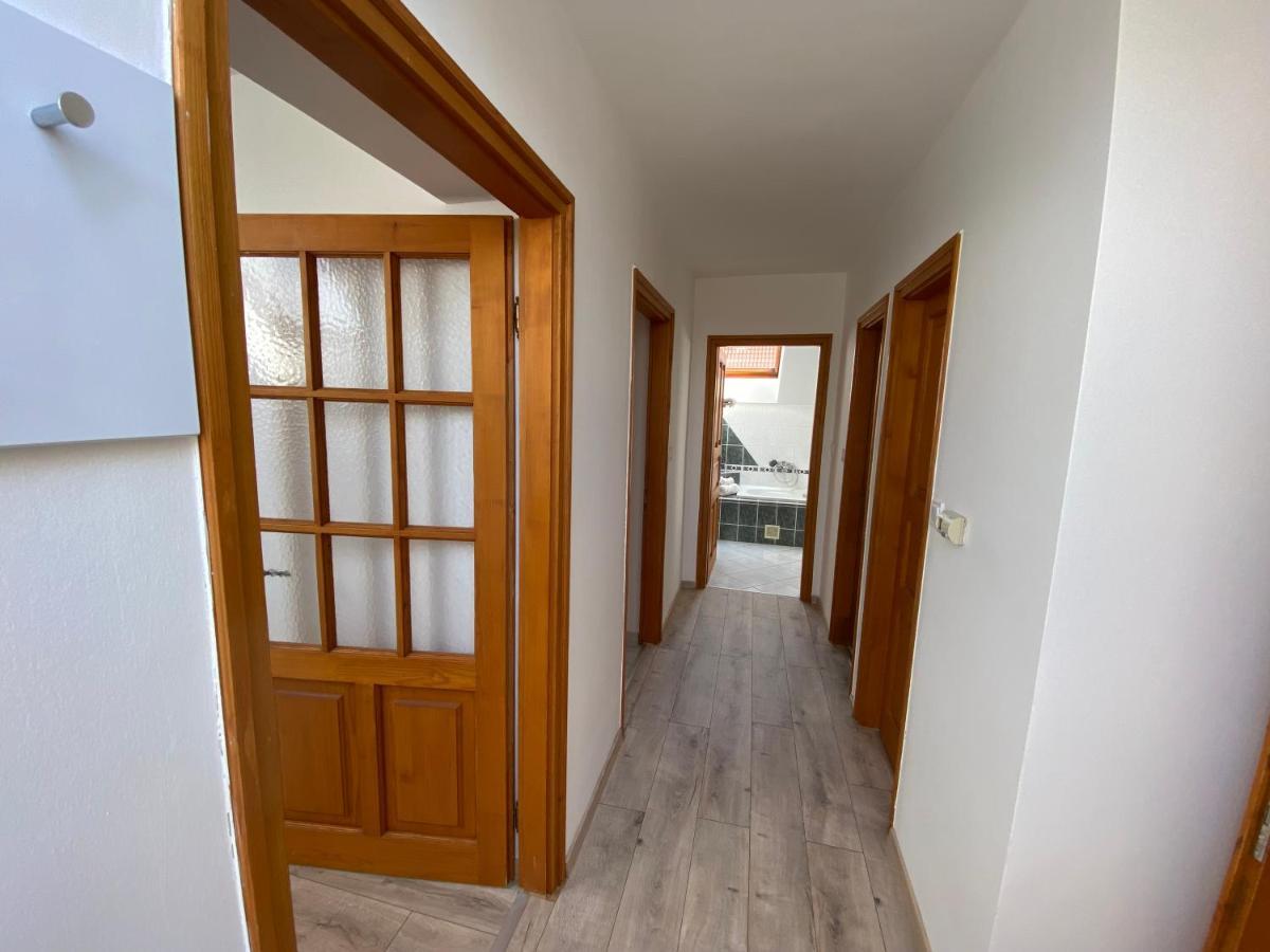 Villa Tara Buek Екстериор снимка