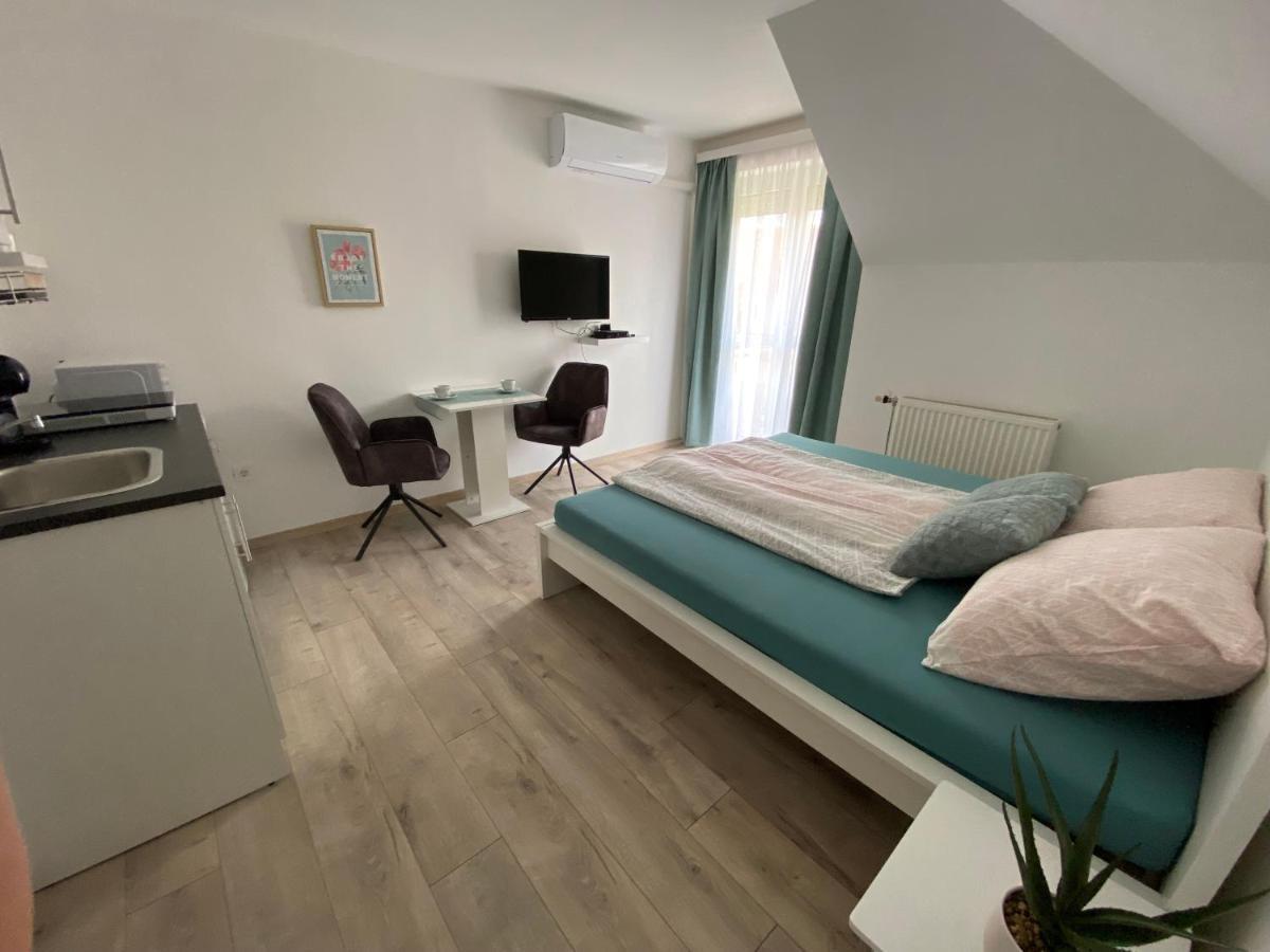 Villa Tara Buek Екстериор снимка