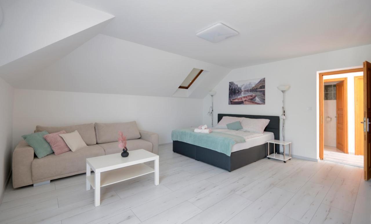 Villa Tara Buek Екстериор снимка